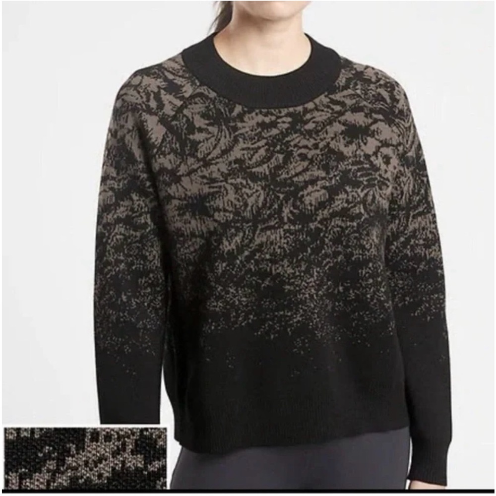 Athleta Jacquard Crew Sweater, Black Frosted Floral Charcoal Grey | Size Small